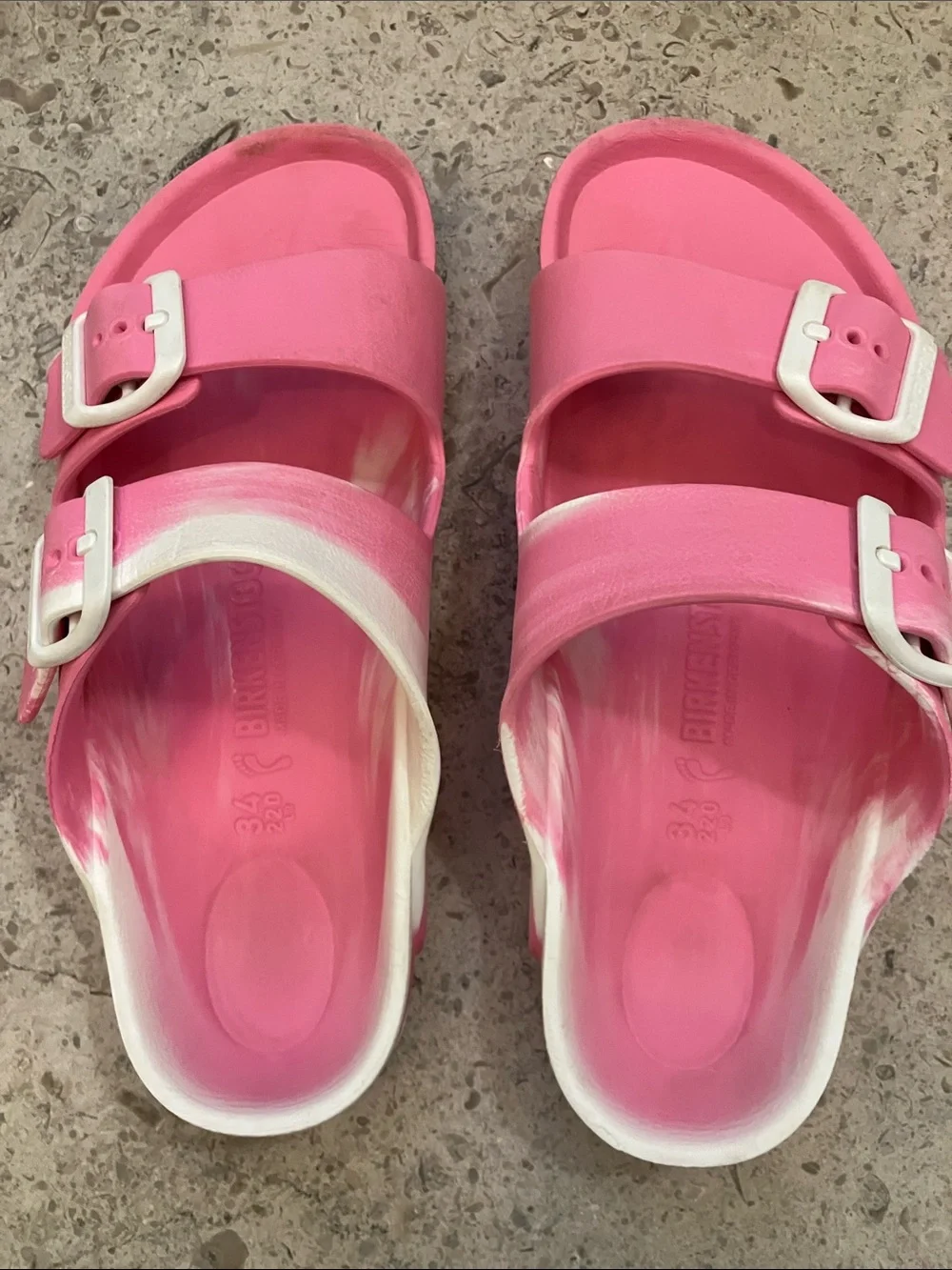 BIRKENSTOCK Kids Pink/White Swirl Pattern Two-Buckle EVA Slides Size 34/ 3-3.5 U